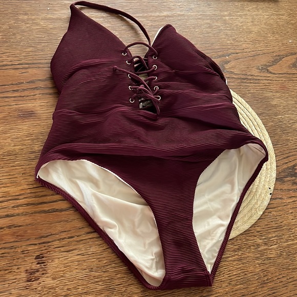 L. A Hearts Front & Back Lace Up One Piece Swimsuit Size Large - Picture 9 of 9